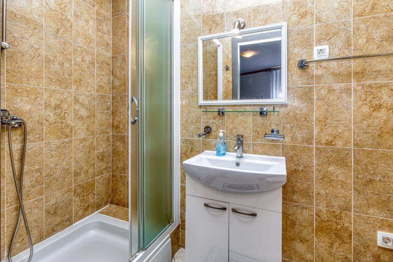 Rooms On Liberty Square Porec Luaran gambar