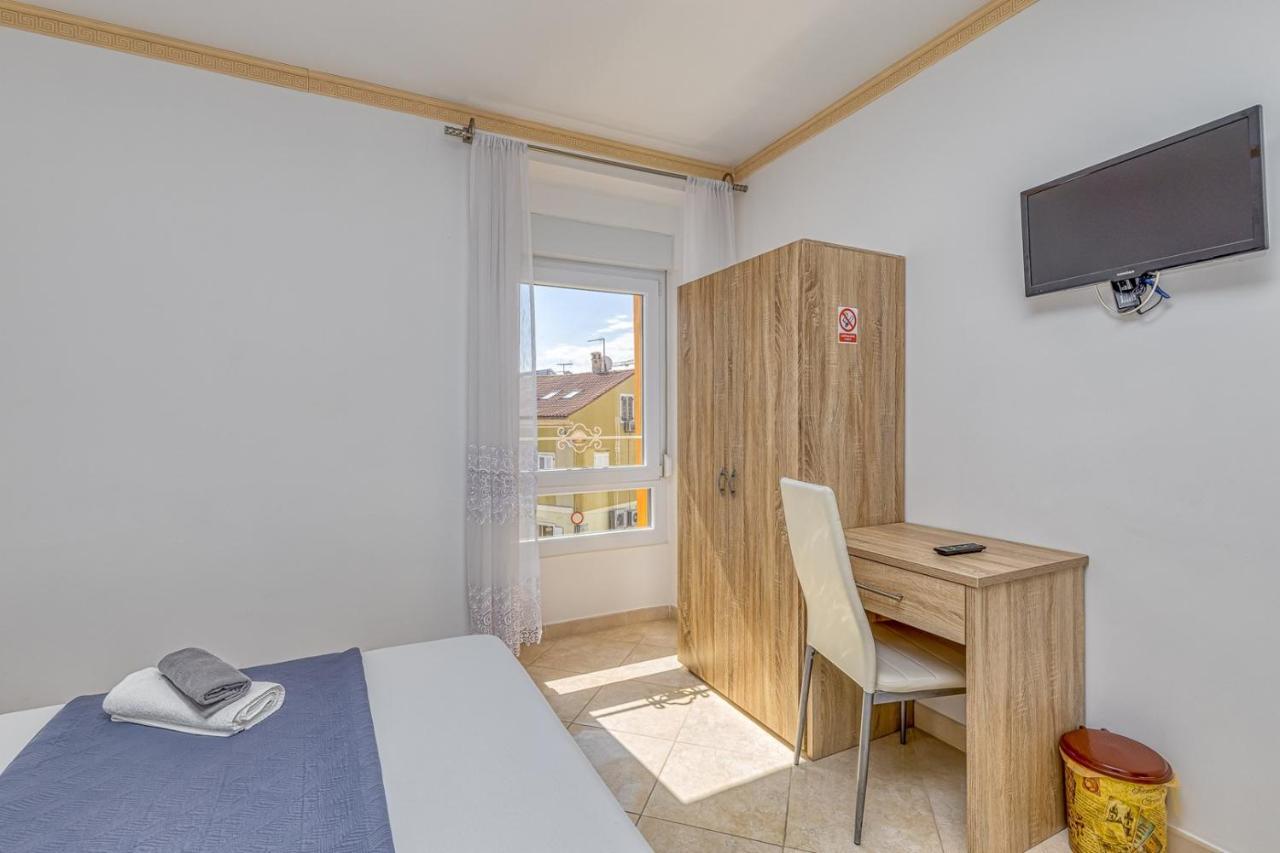 Rooms On Liberty Square Porec Luaran gambar
