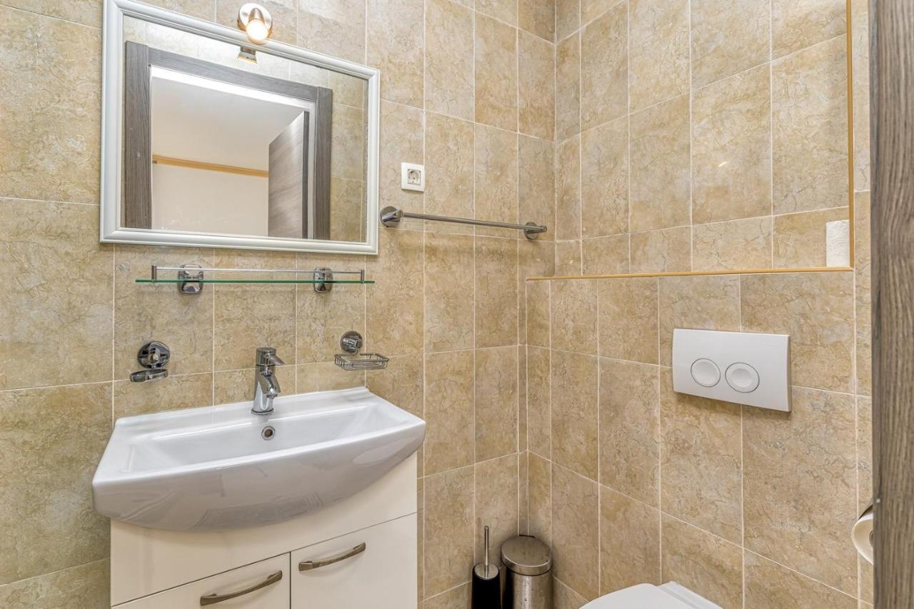 Rooms On Liberty Square Porec Luaran gambar